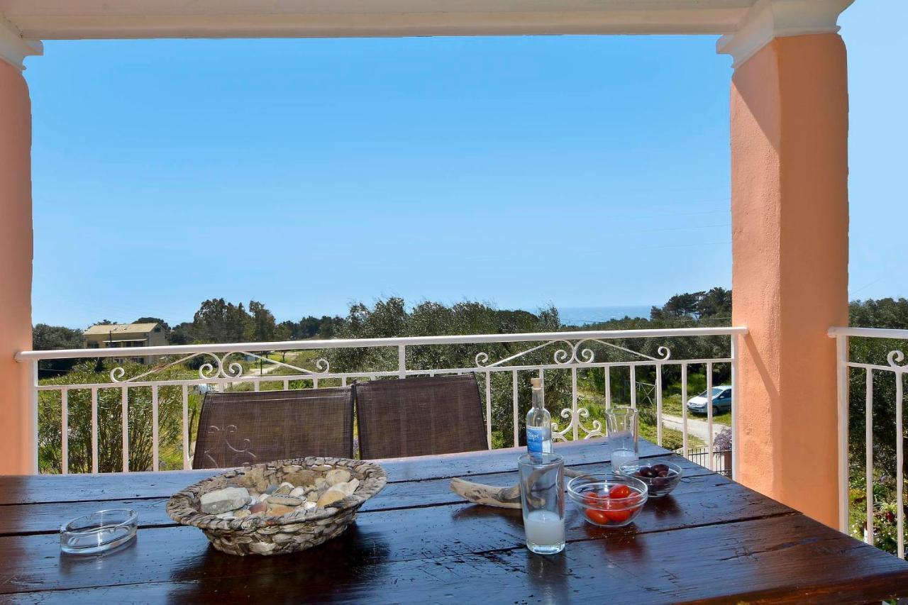 Apartmán Giokos Ágios Matthaíos Exteriér fotografie